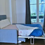Romantic Studio In Center Of Paris