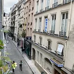Romantic Studio In Center Of Paris