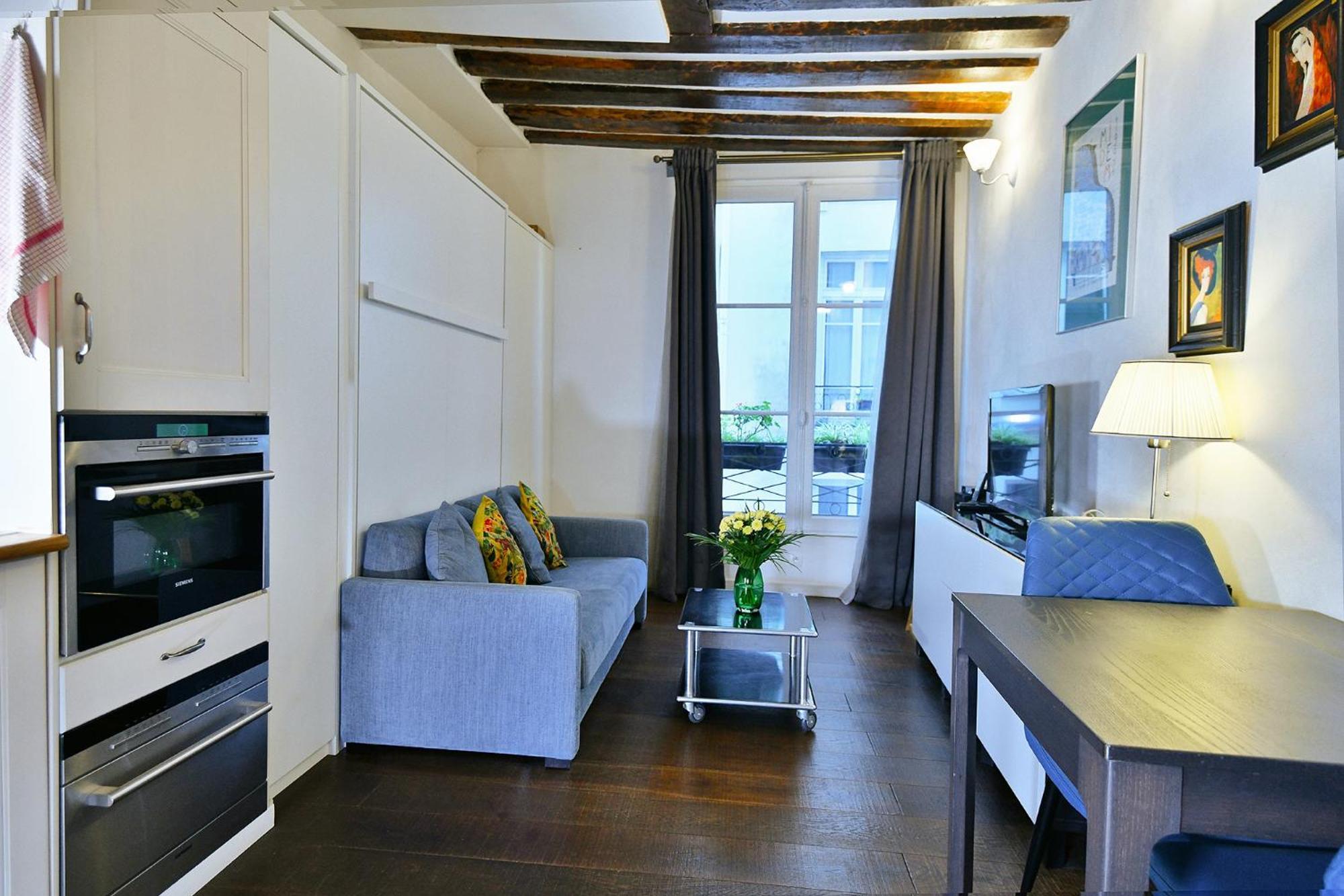 Romantic In Center Of Appartamento *